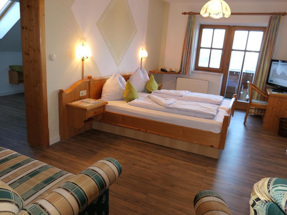 Landgasthof Spitzerwirt Sankt Georgen im Attergau Exteriér fotografie