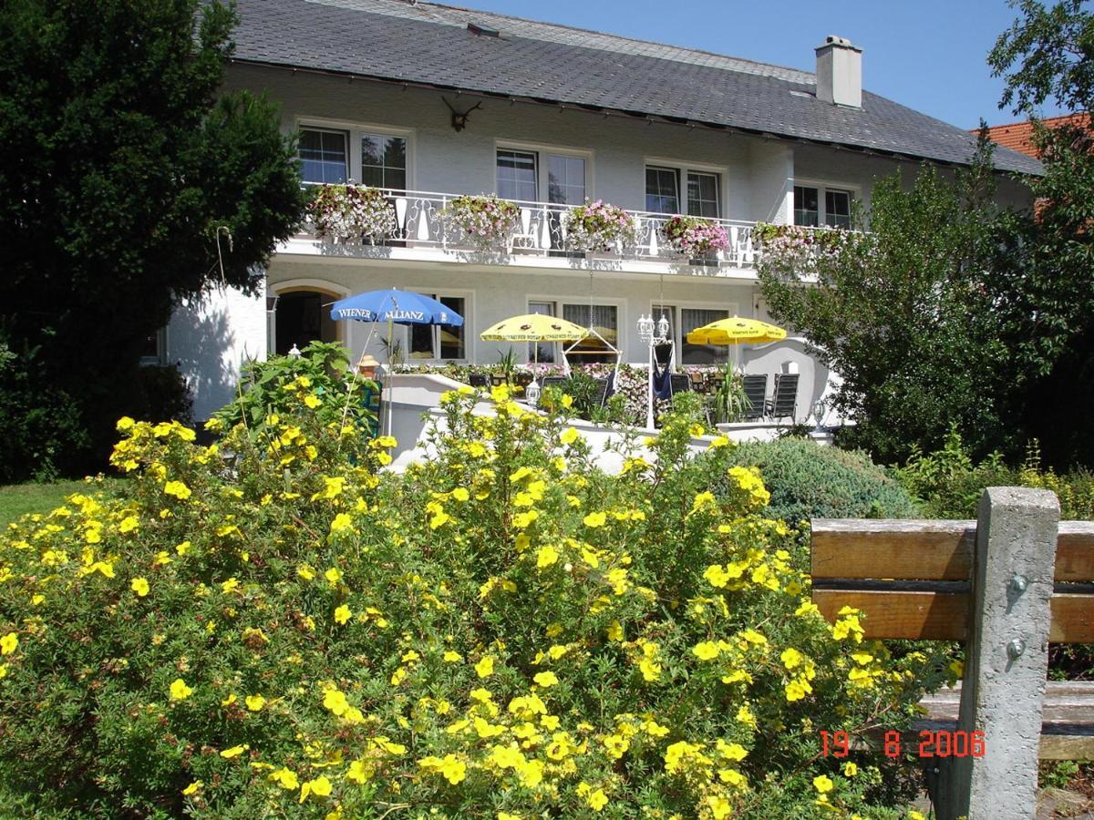 Landgasthof Spitzerwirt Sankt Georgen im Attergau Exteriér fotografie