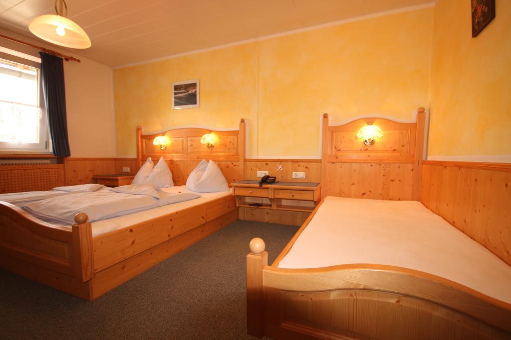 Landgasthof Spitzerwirt Sankt Georgen im Attergau Exteriér fotografie